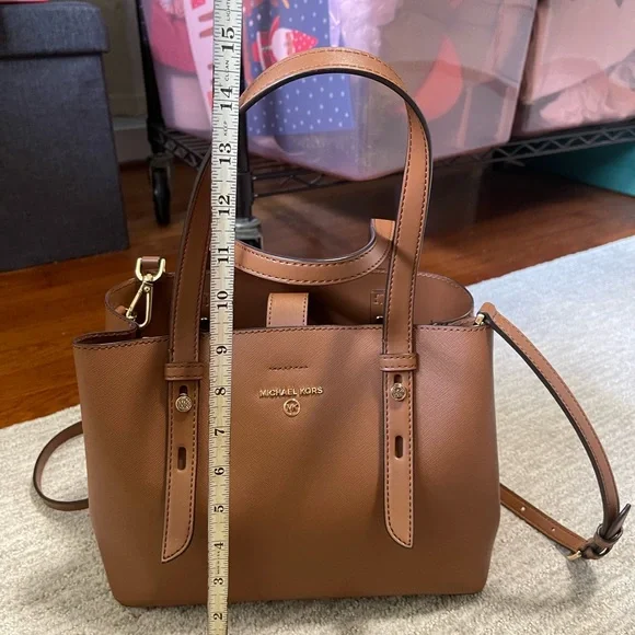 Michael Kors Brown Leather Crossbody Bag *MAKE AN OFFER!!!*